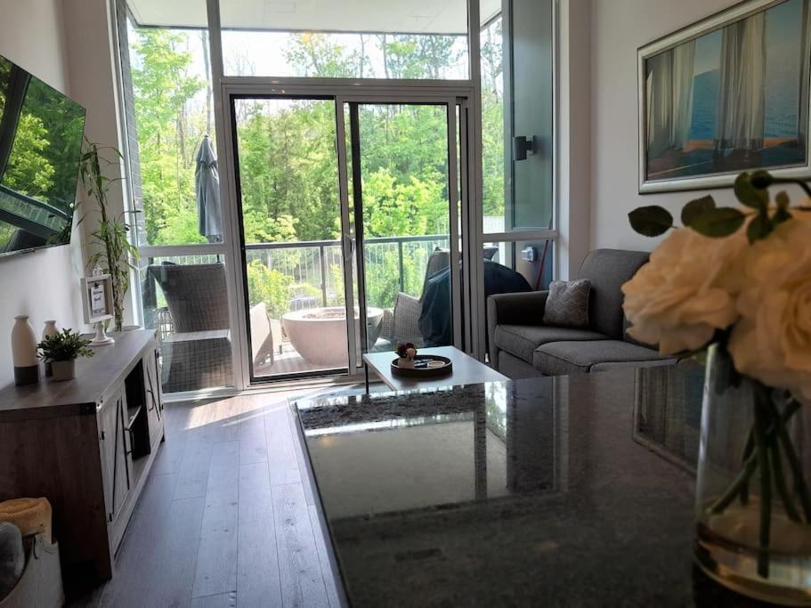 Cozy South View Suite Overlooking The Nature Trail Innisfil Exteriér fotografie