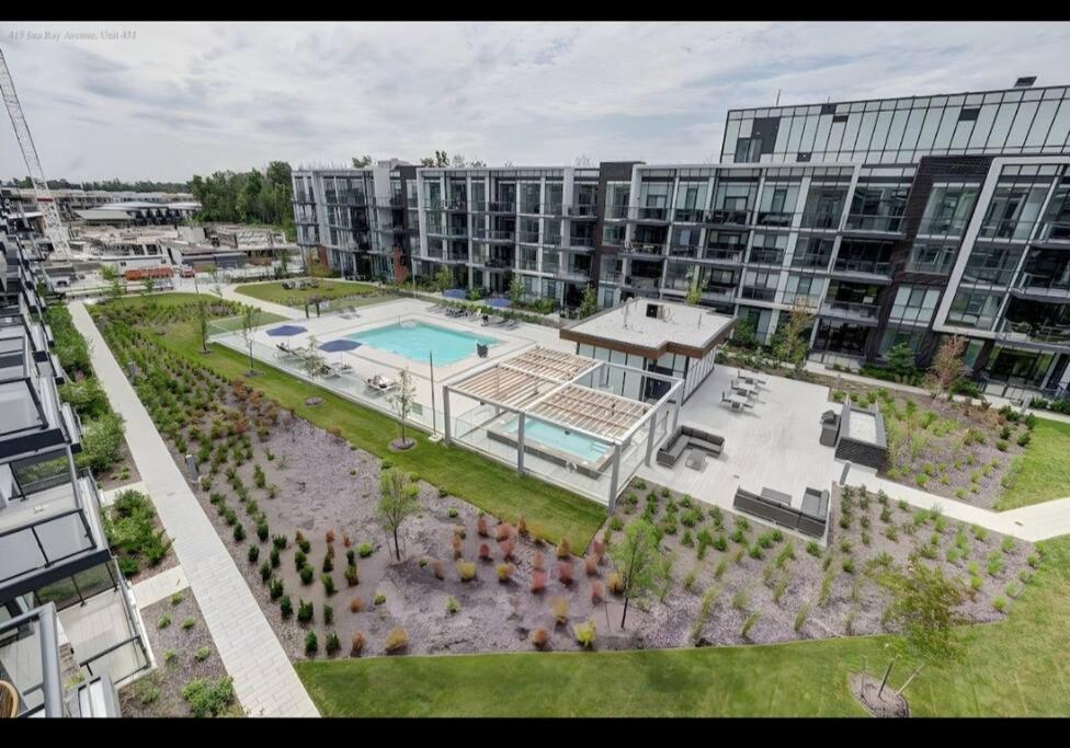 Cozy South View Suite Overlooking The Nature Trail Innisfil Exteriér fotografie