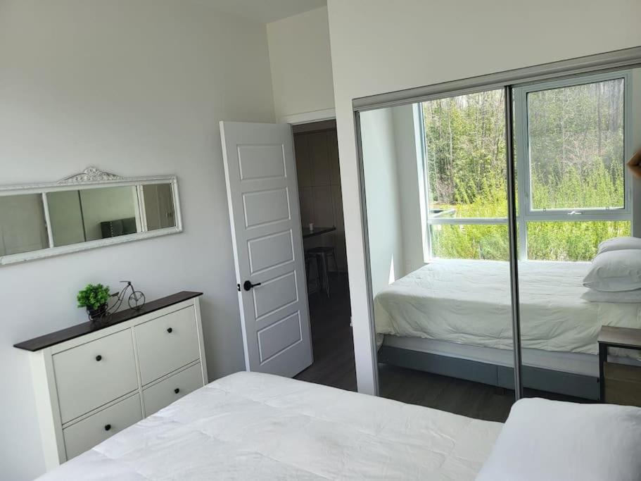 Cozy South View Suite Overlooking The Nature Trail Innisfil Exteriér fotografie